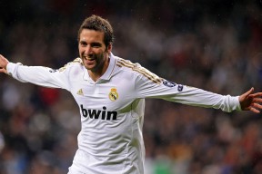 球员赛季助攻榜数据更新，季后赛助攻数