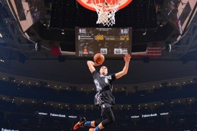 中国男篮正朝着世界一流目标迈进，中国男篮辉煌时刻