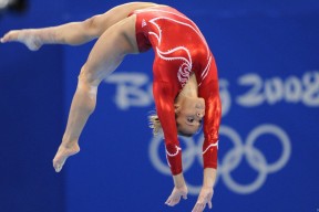 英超终极冲刺：强敌环伺，拼搏到底！，英超传统强队